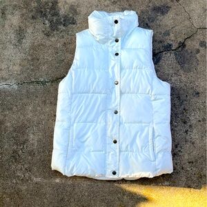 Women’s “Old Navy” Puffer Vest | Size (L) Large | Old Navy